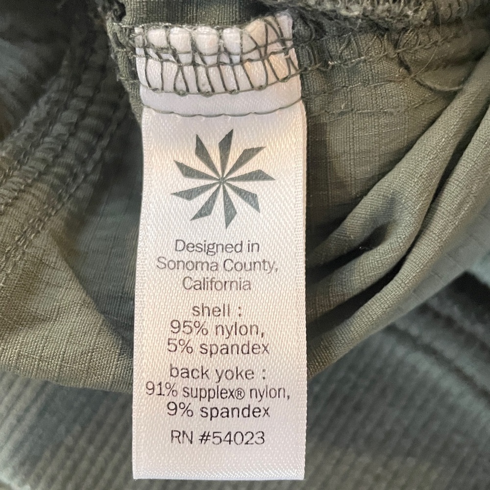 Athleta Women's Green Crop Pant | 2 - Picture 14 of 15